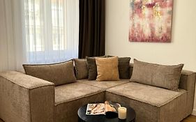 City Apartment Nahe Schoenbrunn 13